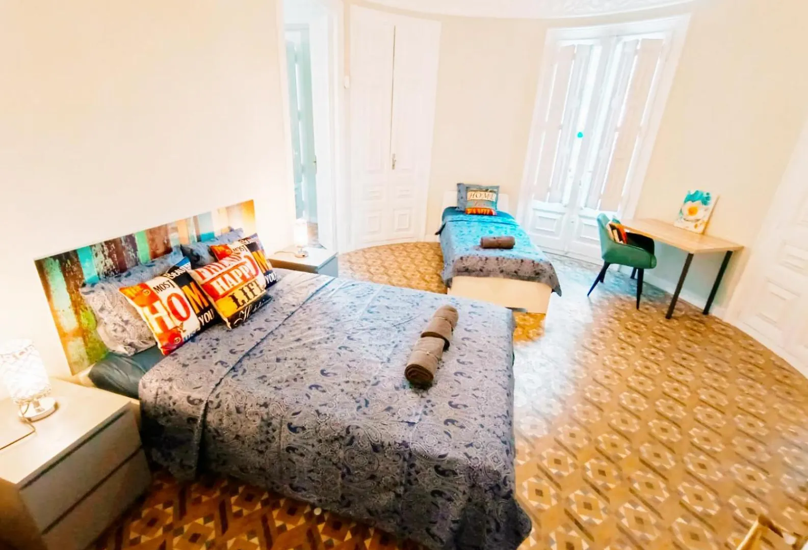 Hostel Barcelona Rooms - Roger De Lluria