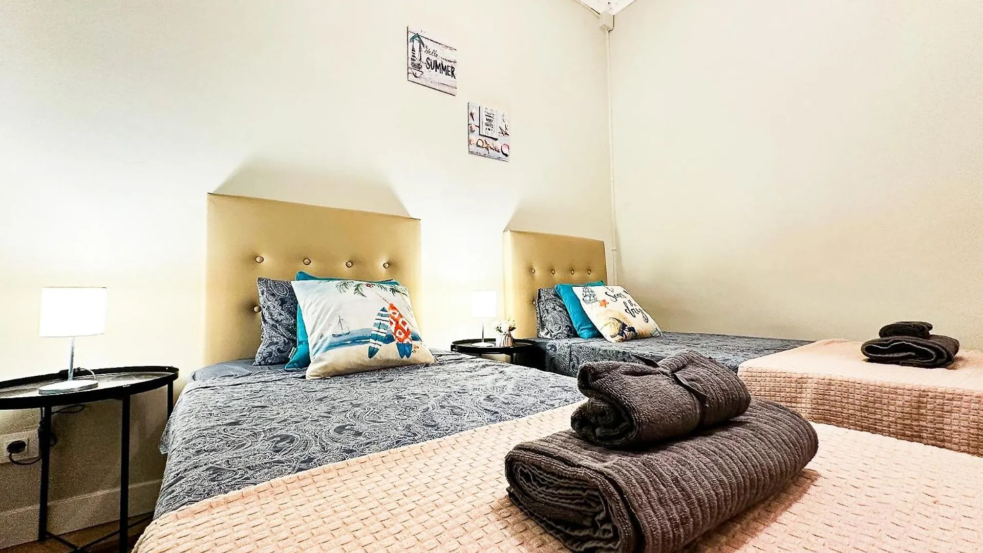 Barcelona Rooms - Roger De Lluria Hostel